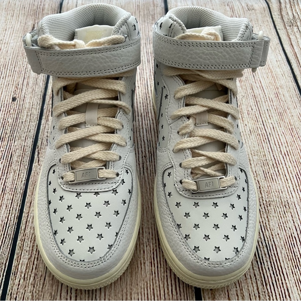 New white NIKE Air Force 1 Mid star cut out women's sneakers shoes size 5.5 - Picture 4 of 13
